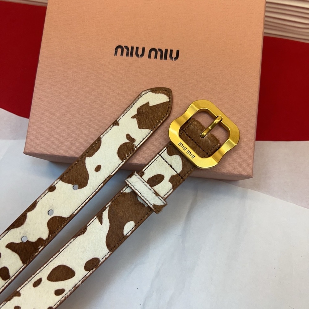 Miu Miu White and Brown Cowhide Leather Belt with
Gold Buckle - Picture 4 of 4